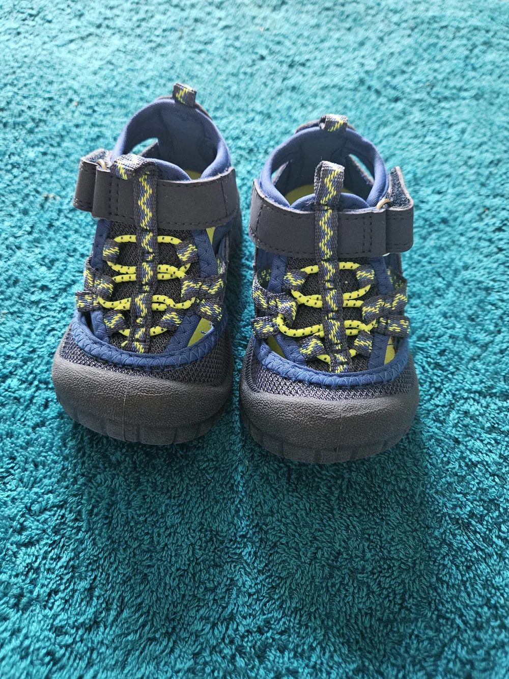 OshKosh B'gosh Navy and Lime Kids Outdoor Sandals